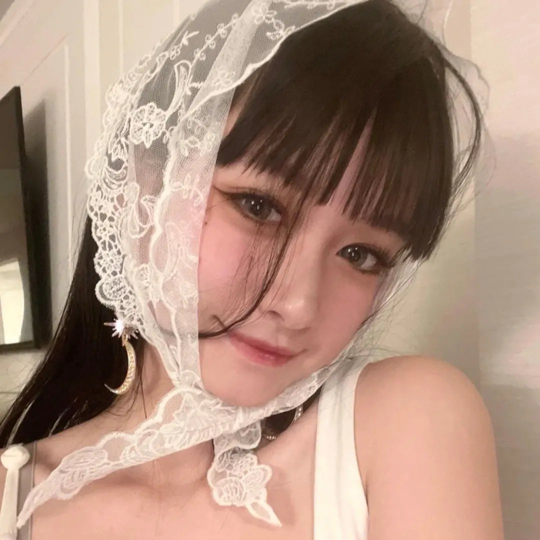 甜蜜小谎言海报